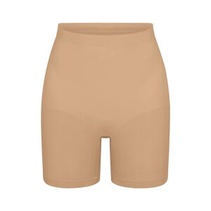 SKIMS NWOT Mid Thigh Short Shapewear (2X)